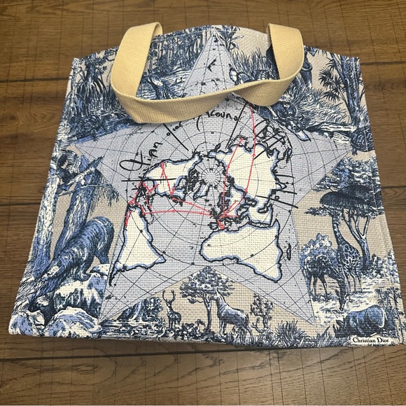 Dior Beauty Around The World Straw Tote Platinum Member GWP 2024 - Picture 1 of 5